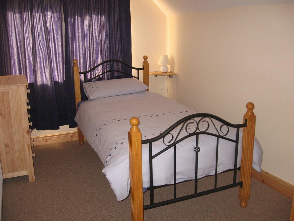 Villa Ballagh Court à Ballynabola Chambre photo